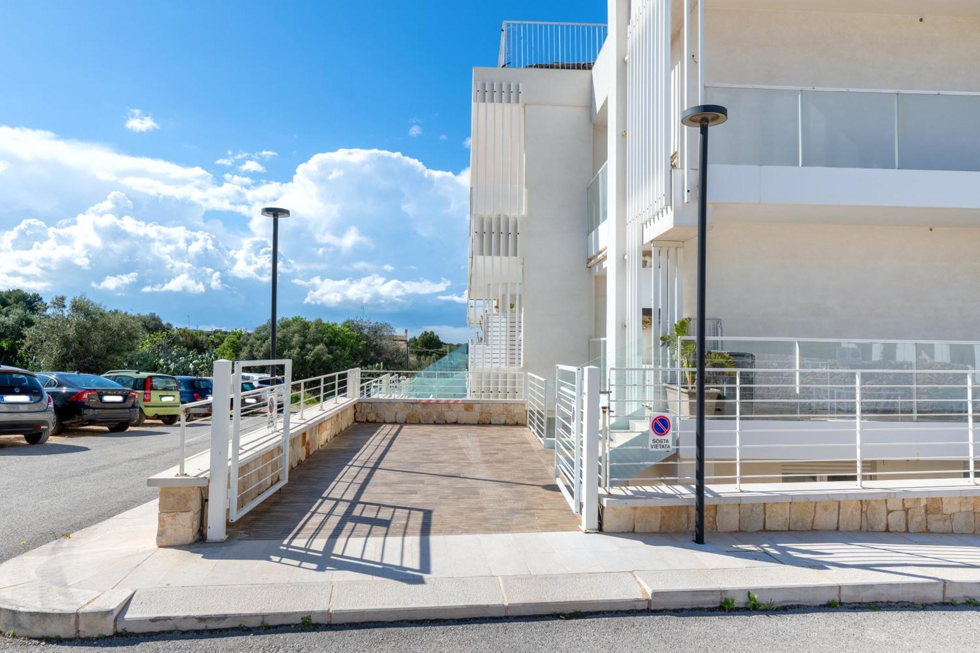 Exclusive Deluxe Apt Up To 6 People & Heated Tub Polignano a Mare Zewnętrze zdjęcie