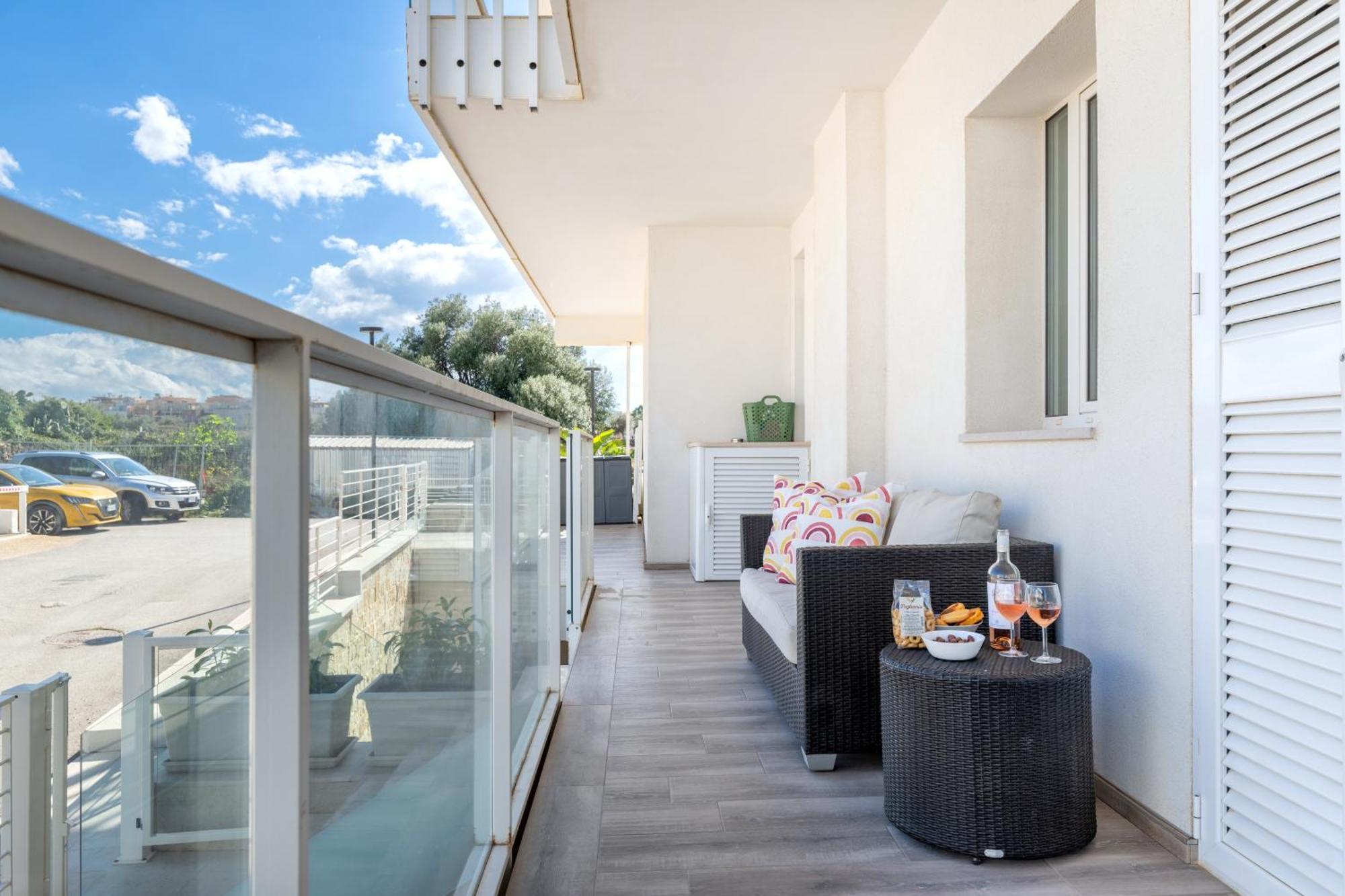 Exclusive Deluxe Apt Up To 6 People & Heated Tub Polignano a Mare Zewnętrze zdjęcie